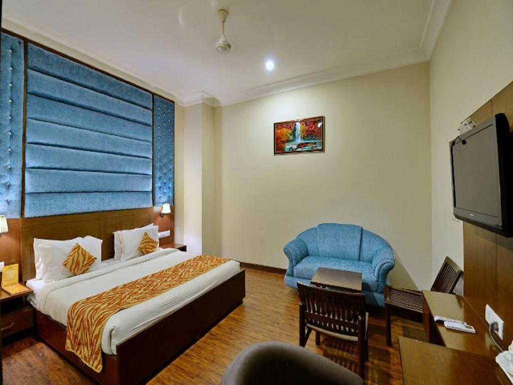 Click Hotel Kohinoor, Ludhiana Exterior photo