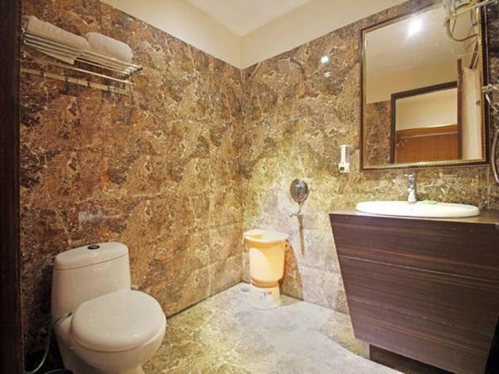 Click Hotel Kohinoor, Ludhiana Exterior photo